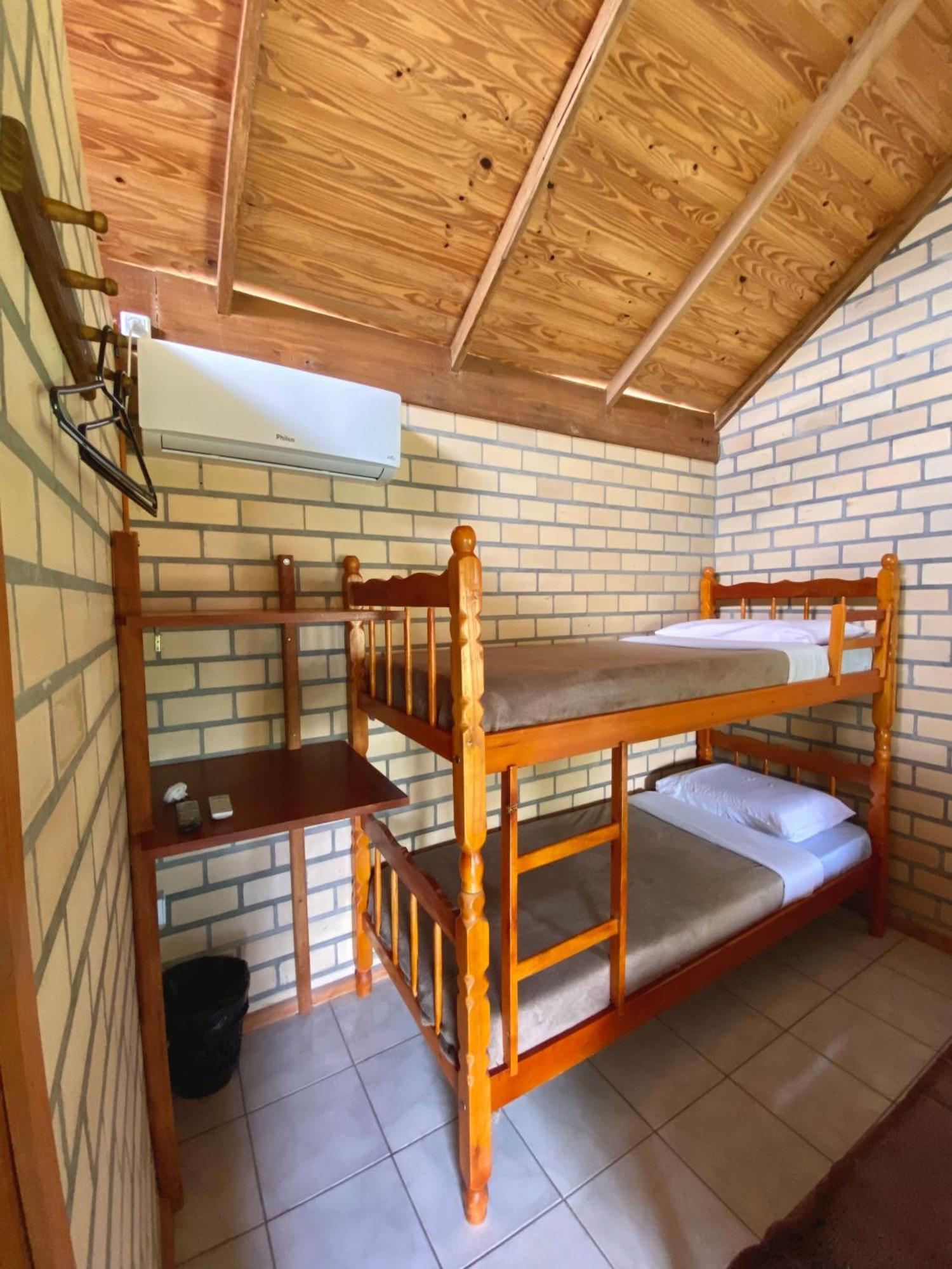 Hostal Haleakala & *